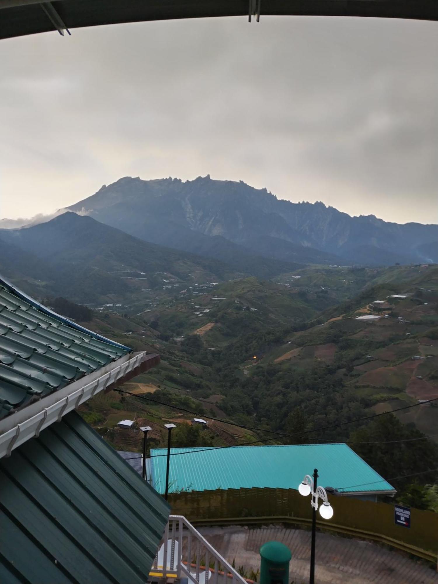Highland Homestay Kundasang ราเนา ภายนอก รูปภาพ