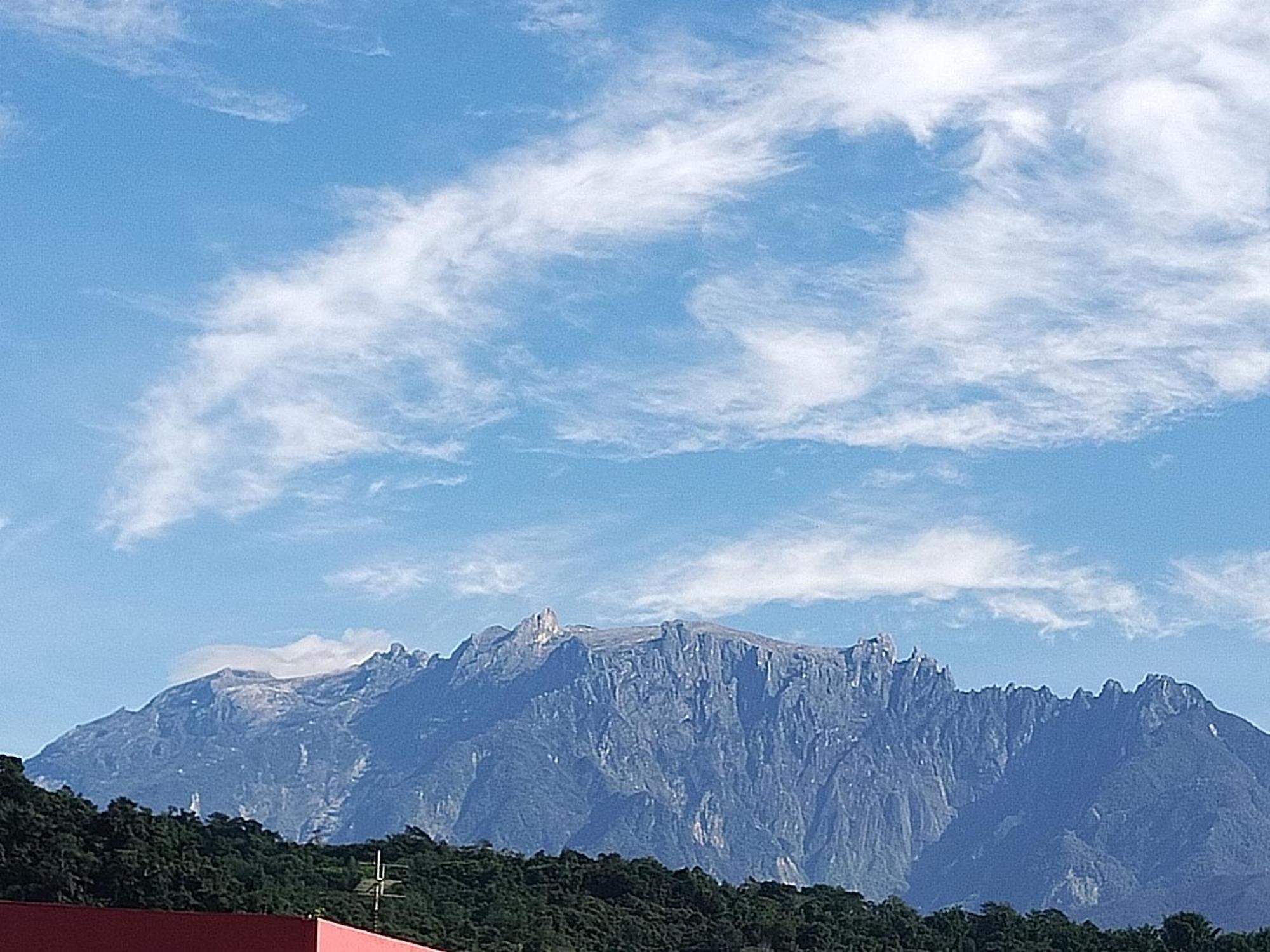 Highland Homestay Kundasang ราเนา ภายนอก รูปภาพ