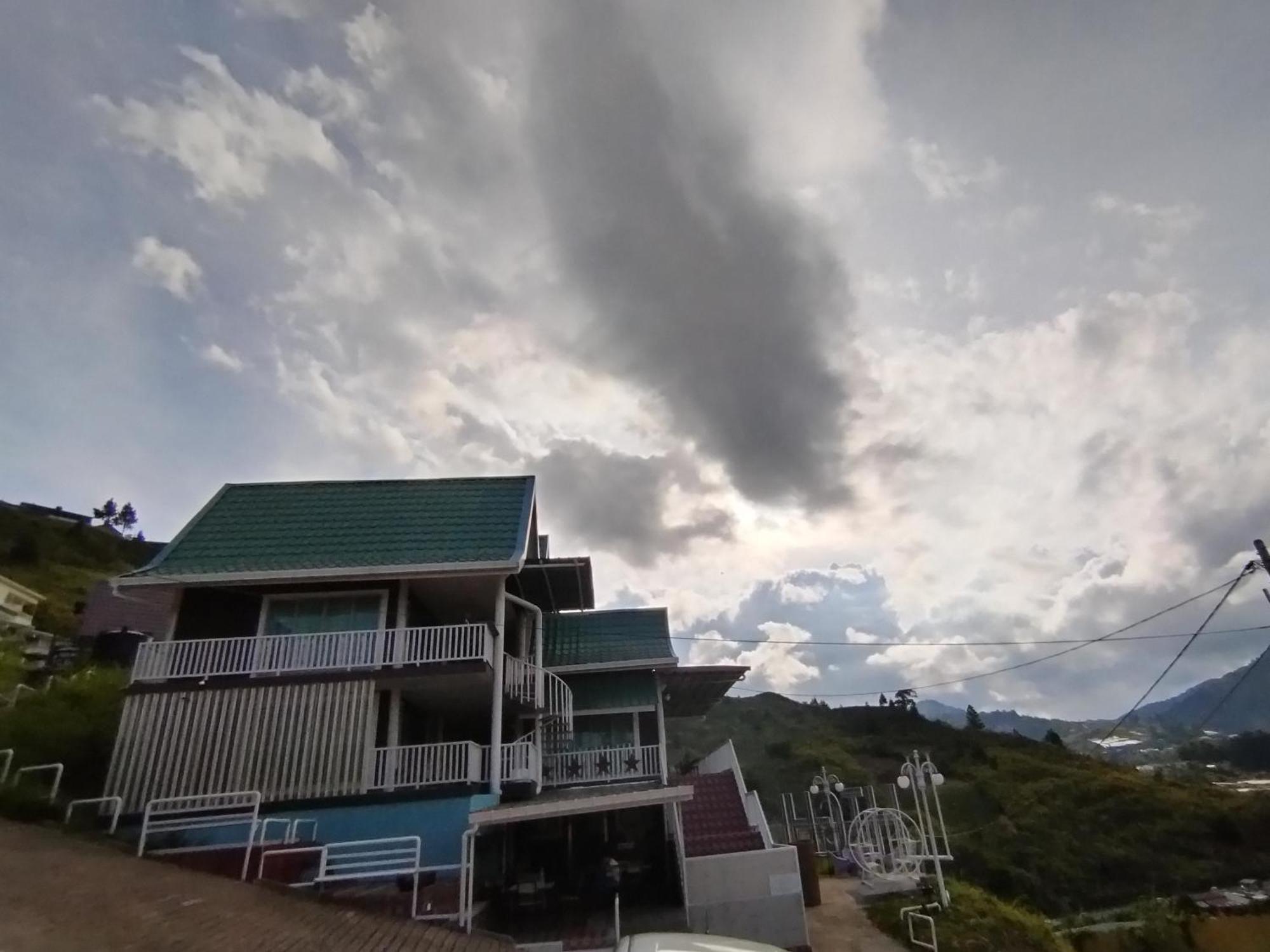 Highland Homestay Kundasang ราเนา ภายนอก รูปภาพ